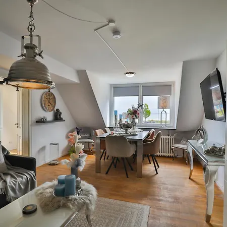 Nautic Lounge - Sea View Apartment